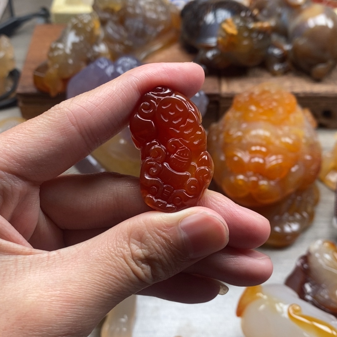 玛瑙/玉髓未镶嵌颈饰