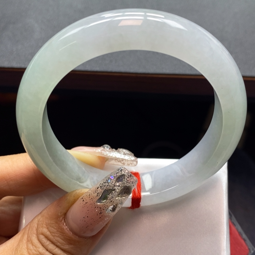 翡翠未镶嵌手镯手镯