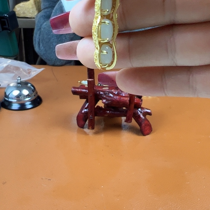 蛇纹石玉原石未镶嵌115