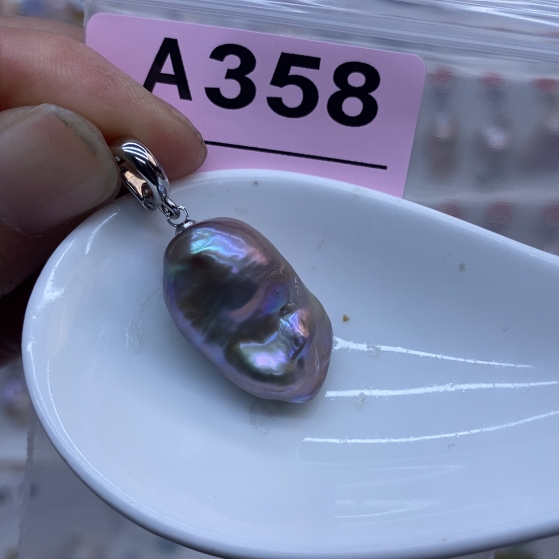 未镶嵌淡水珍珠颈饰