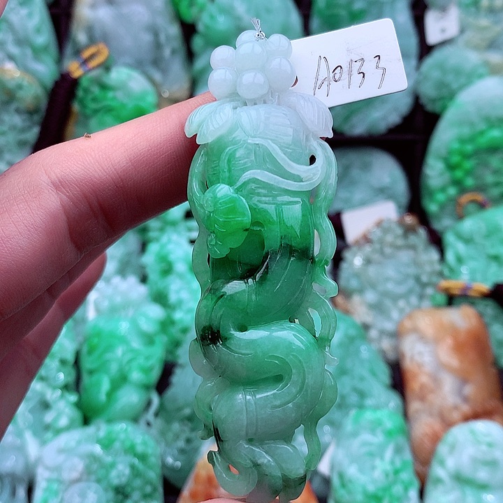 翡翠吊坠(不含链)未镶嵌