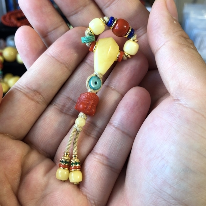 蜜蜡珠宝奇石未镶嵌