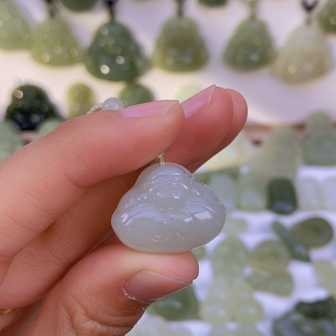 吃***好和田玉未镶嵌颈饰