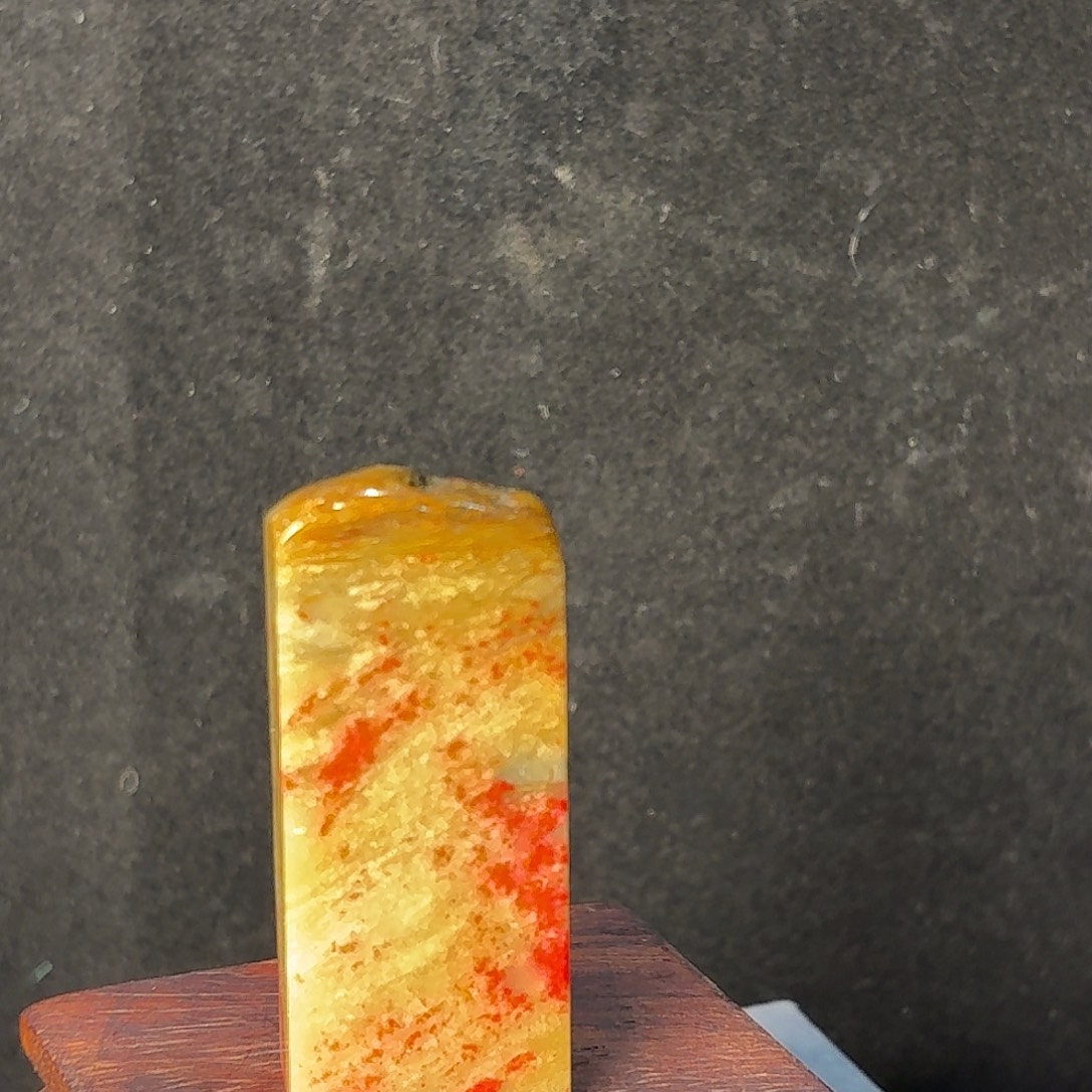 昌化石昌化田黄鸡血印章