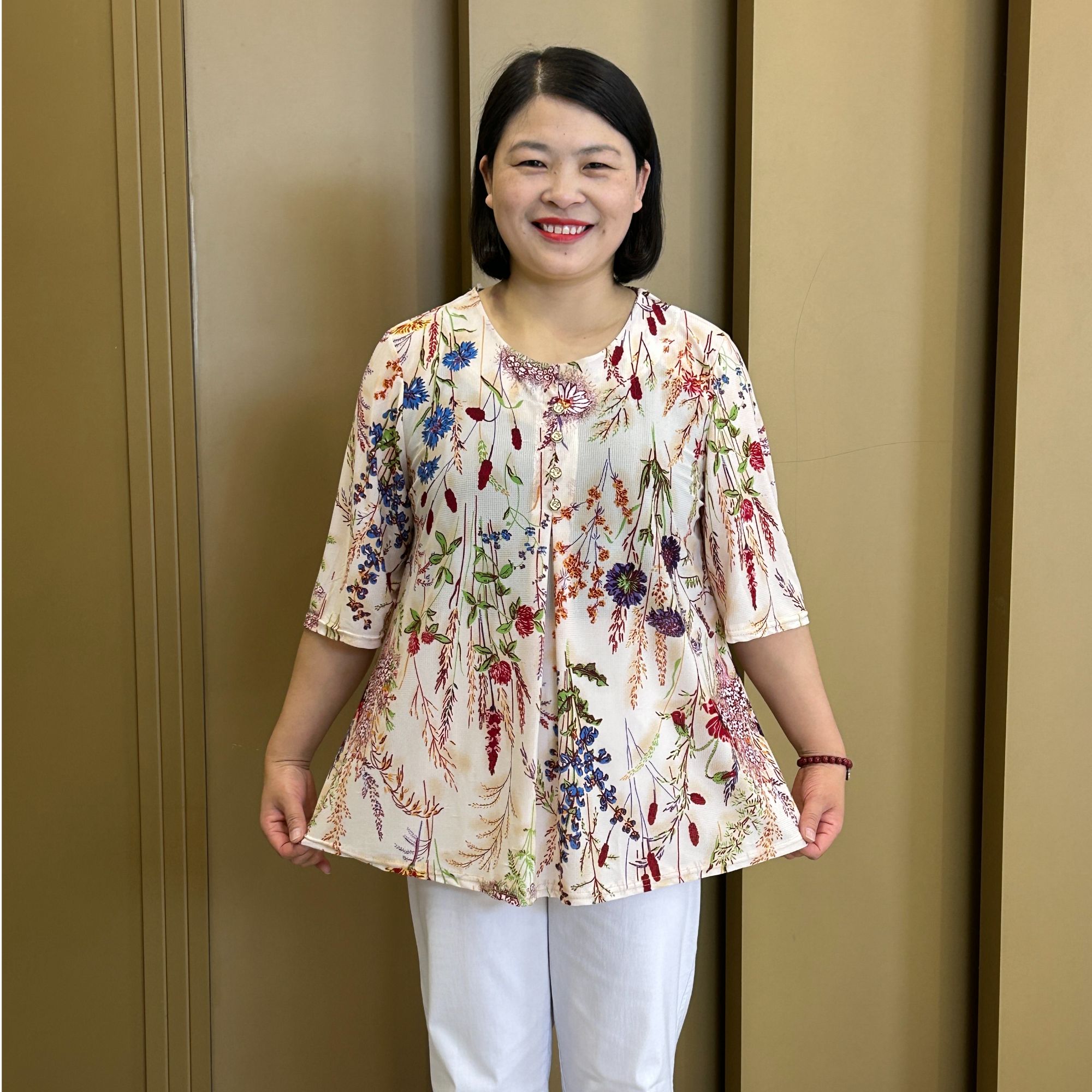 春夏新款中袖小花圆领百搭显瘦休闲加大码妈妈装上衣小衫