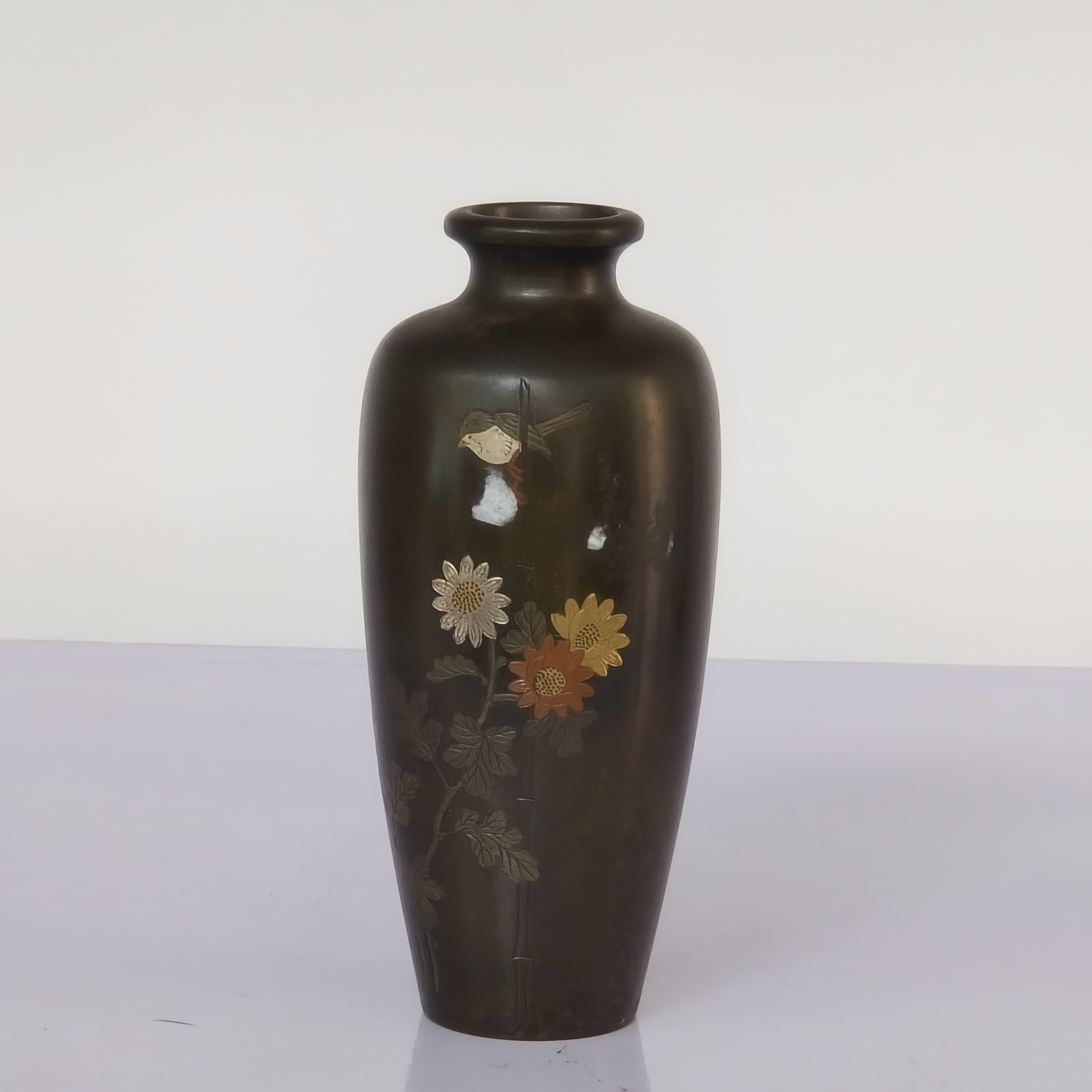 清代铜搓金银花鸟瓶