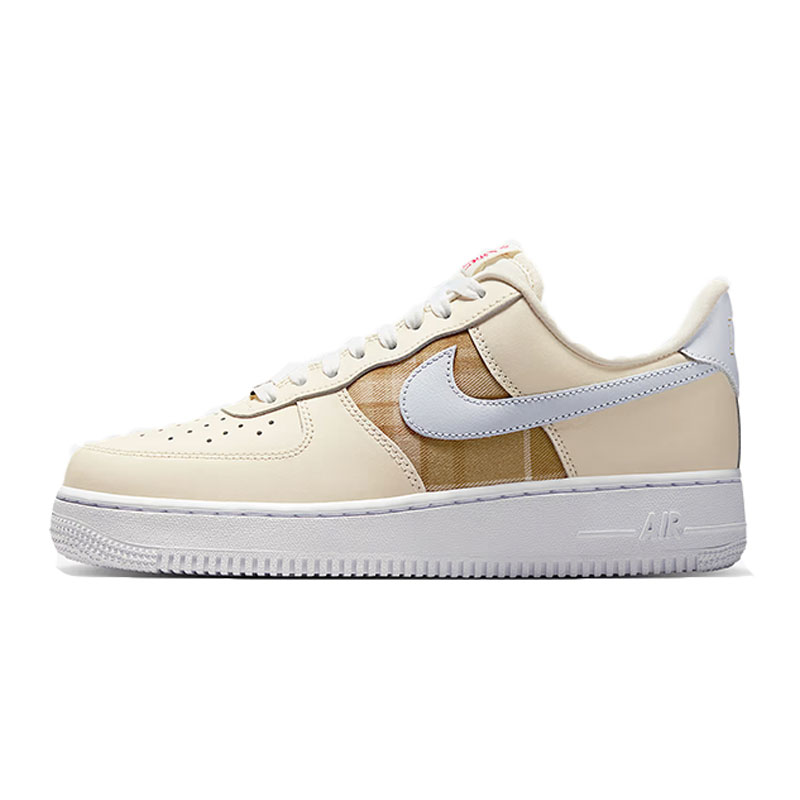 NIKE耐克女子WMNS AIR FORCE 1 '07 LX休闲鞋IH7352-001