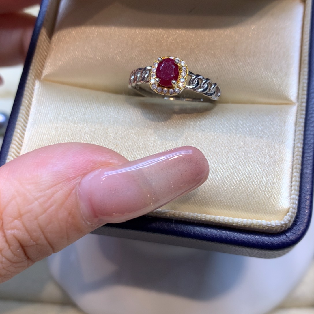 银S925镶嵌戒指红宝石