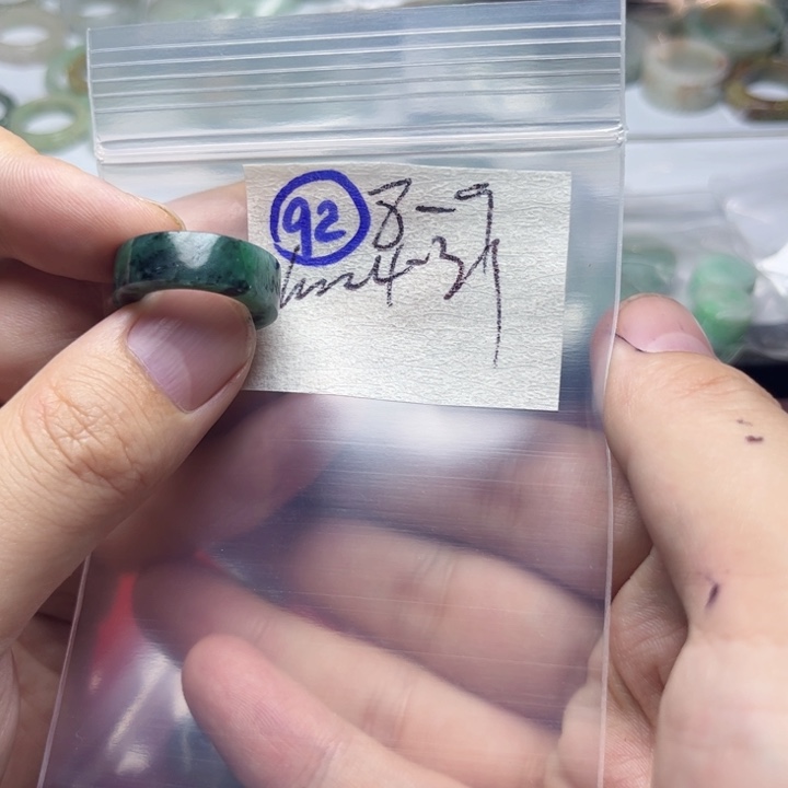 定制翡翠未镶嵌明天