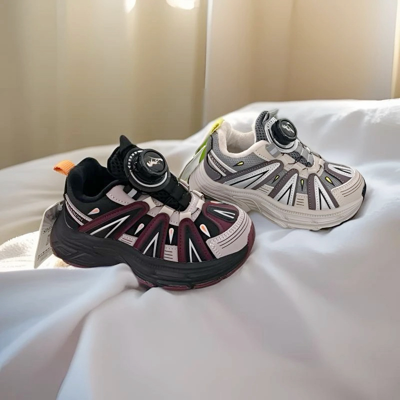 儿童加绒二棉旋转纽扣皮面防水超轻软底防滑运动老爹鞋907