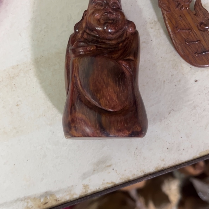 黄花梨/降香黄檀朱*