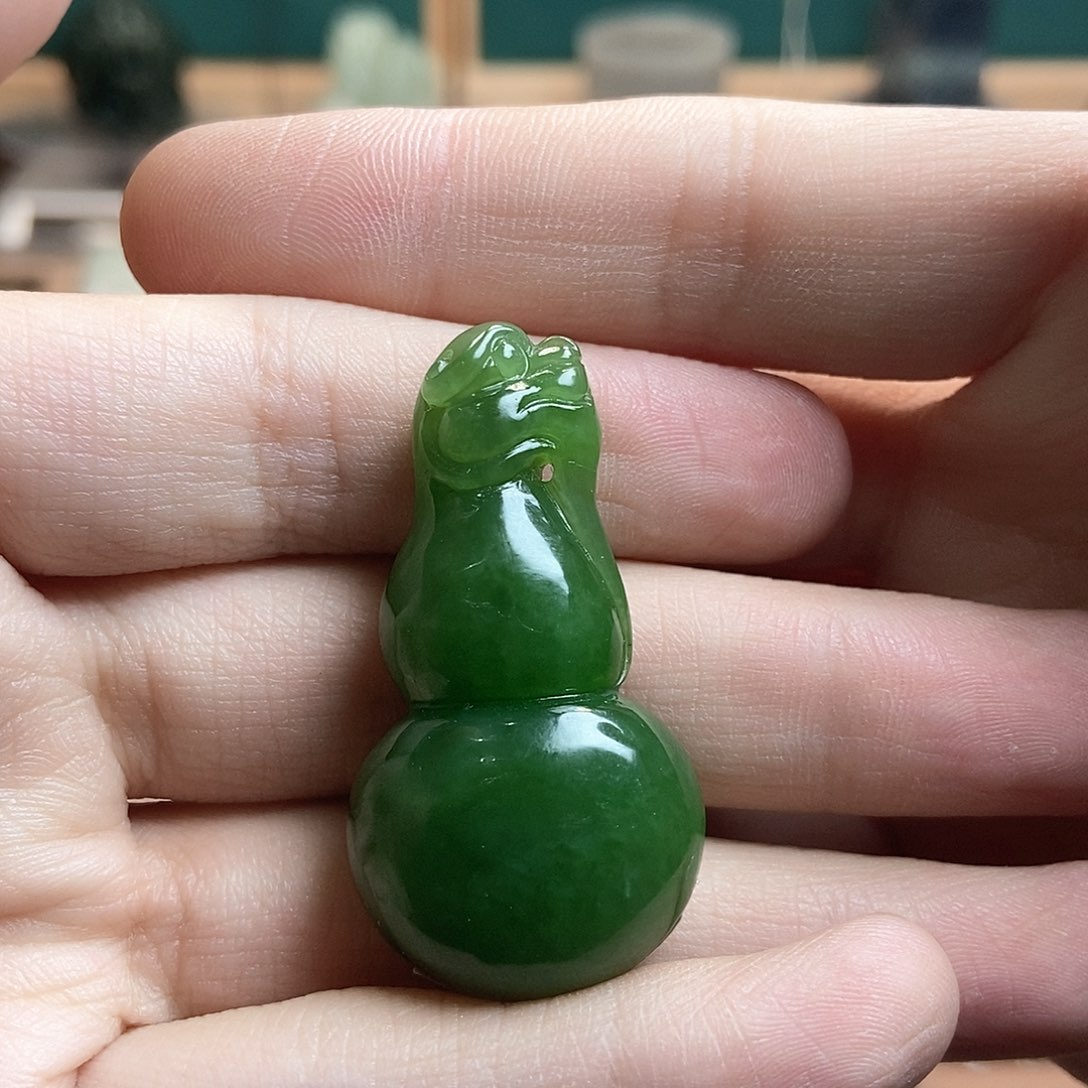和田玉（糖玉）颈饰未镶嵌