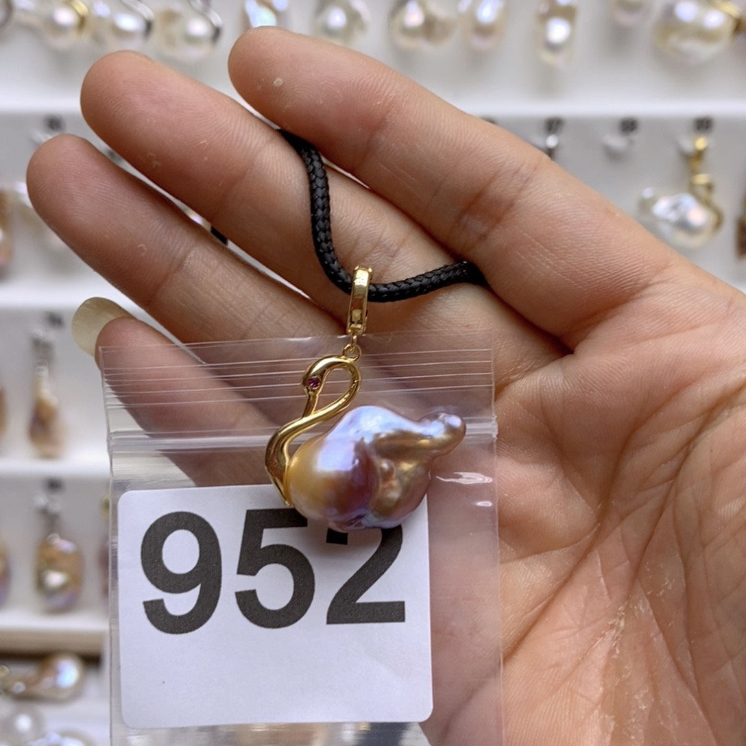 淡水珍珠颈饰银S925镶嵌952