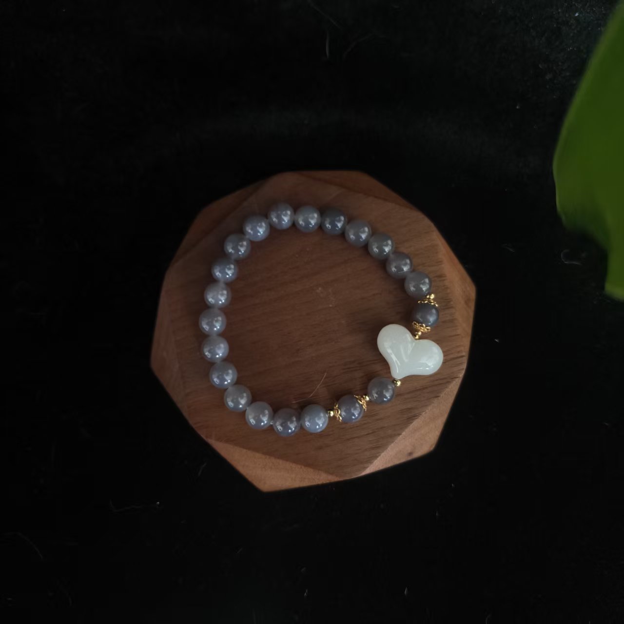 天然和田玉藕粉小屁桃桃心20mm珠子烟紫8mm21颗手串时尚精美