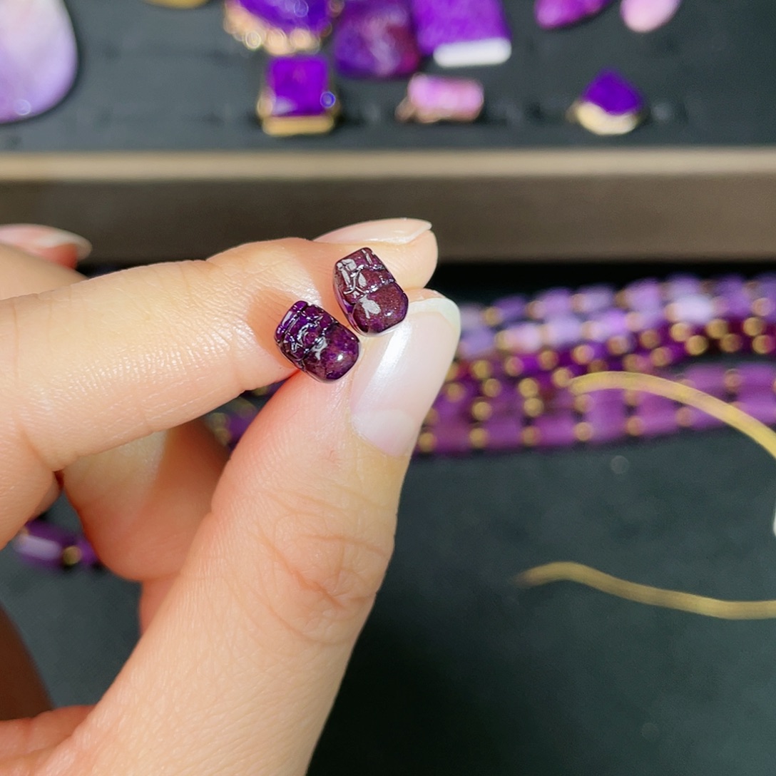 苏纪石（舒俱来）耳钉银S925镶嵌