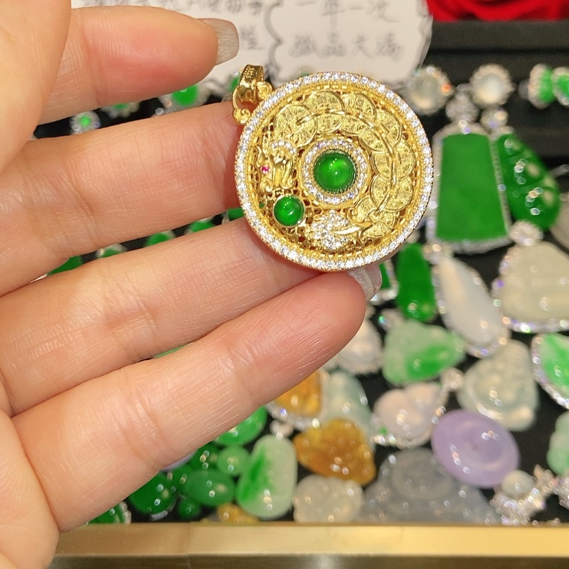 【闪购商品】颈饰未镶嵌翡翠天然翡翠