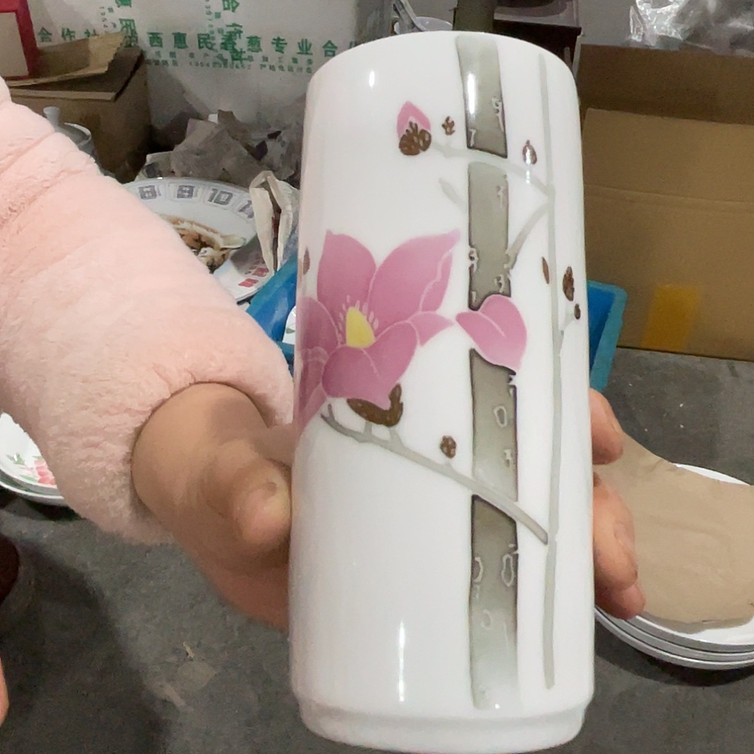 醴陵瓷直播供货基地手绘15厘米高