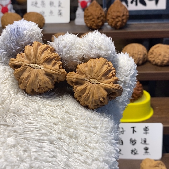 吊坠桃核42加全品卡姿兰