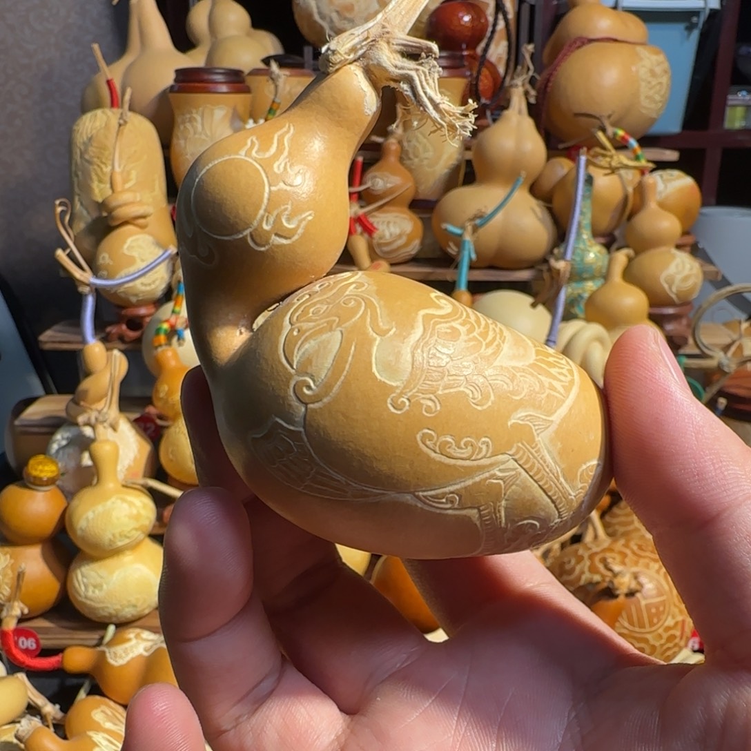 有机玻璃贴肚蚂蚁凤凰雕刻放漏