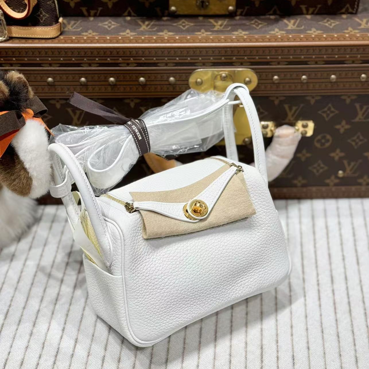 全新未使用 Hermes/爱马仕 lina/b刻新白色minilindy包
