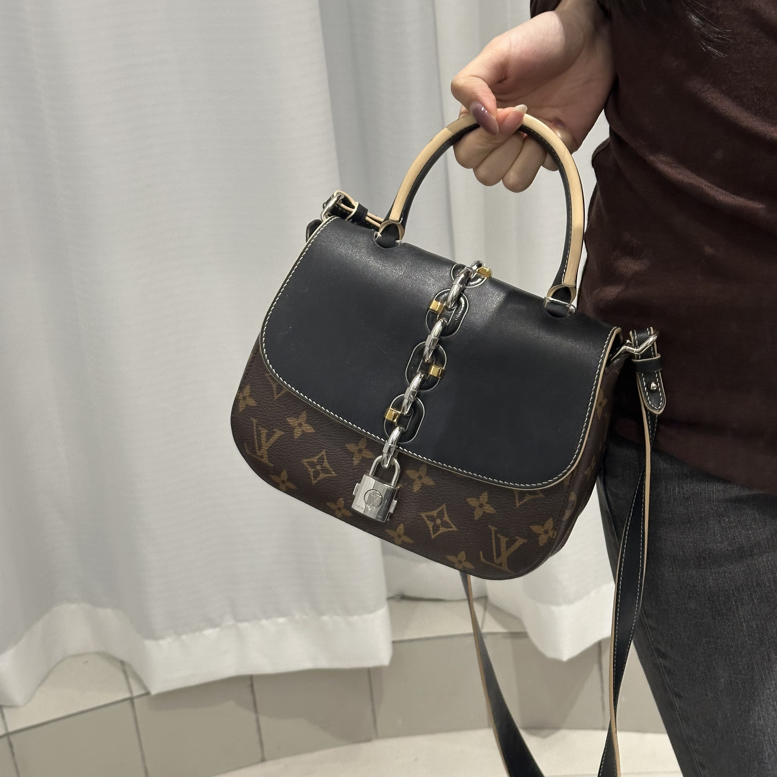 95新 LouisVuitton/路易威登  限量秀款马鞍包/且曼