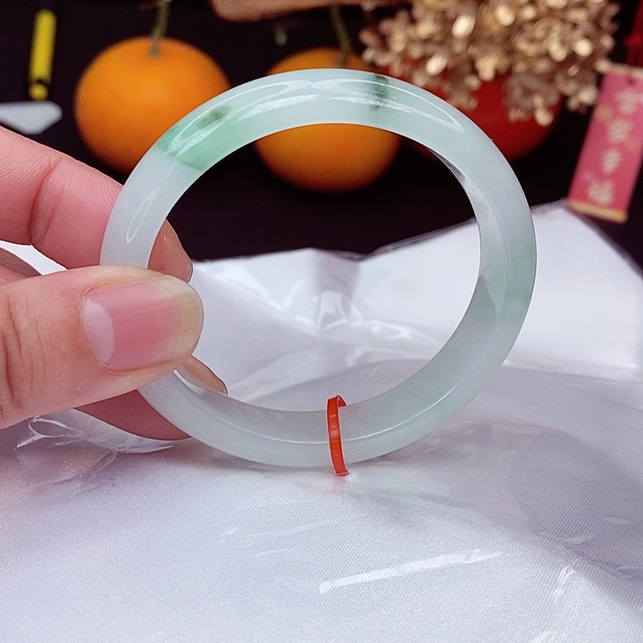 翡翠手镯未镶嵌56贵363