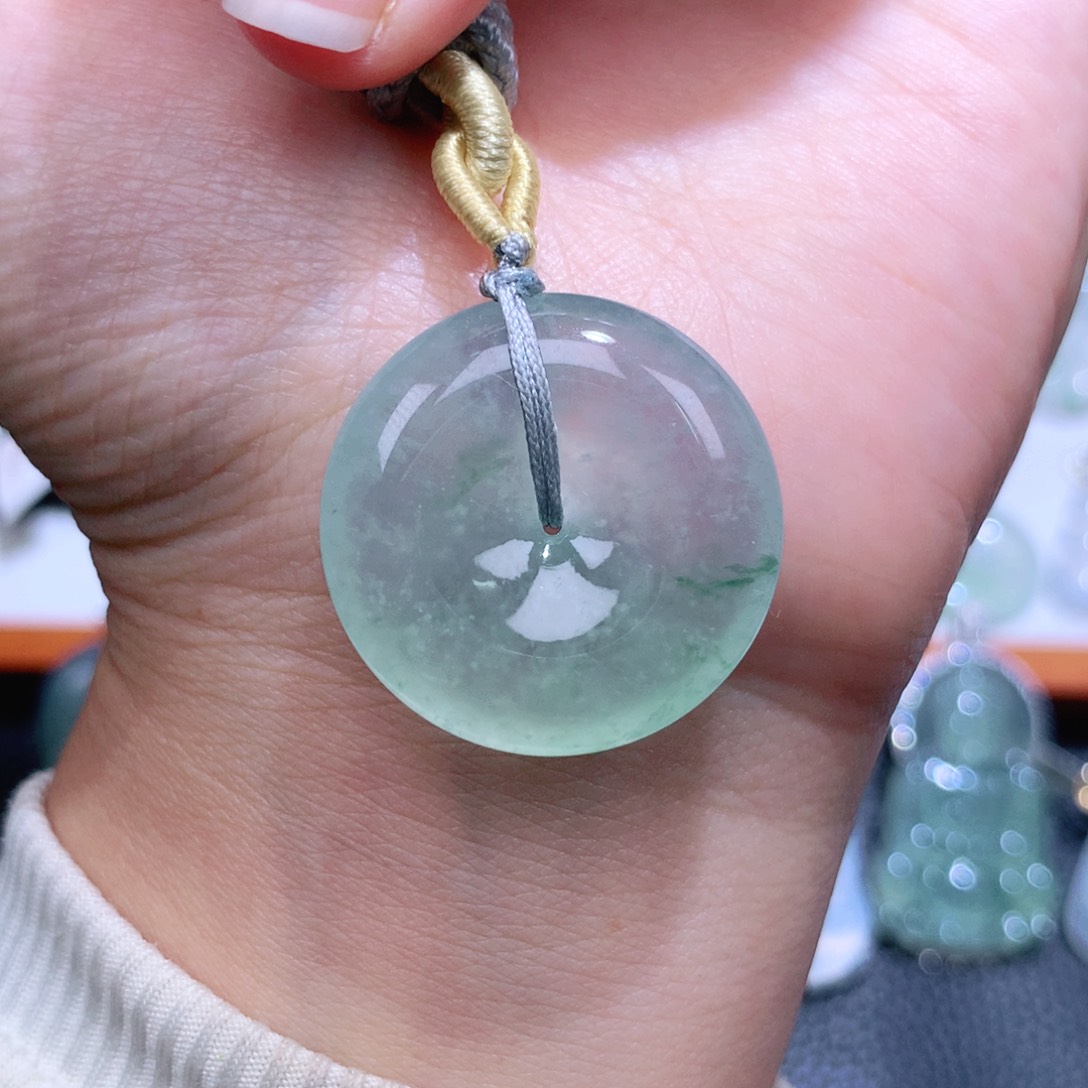 颈饰未镶嵌翡翠扣子