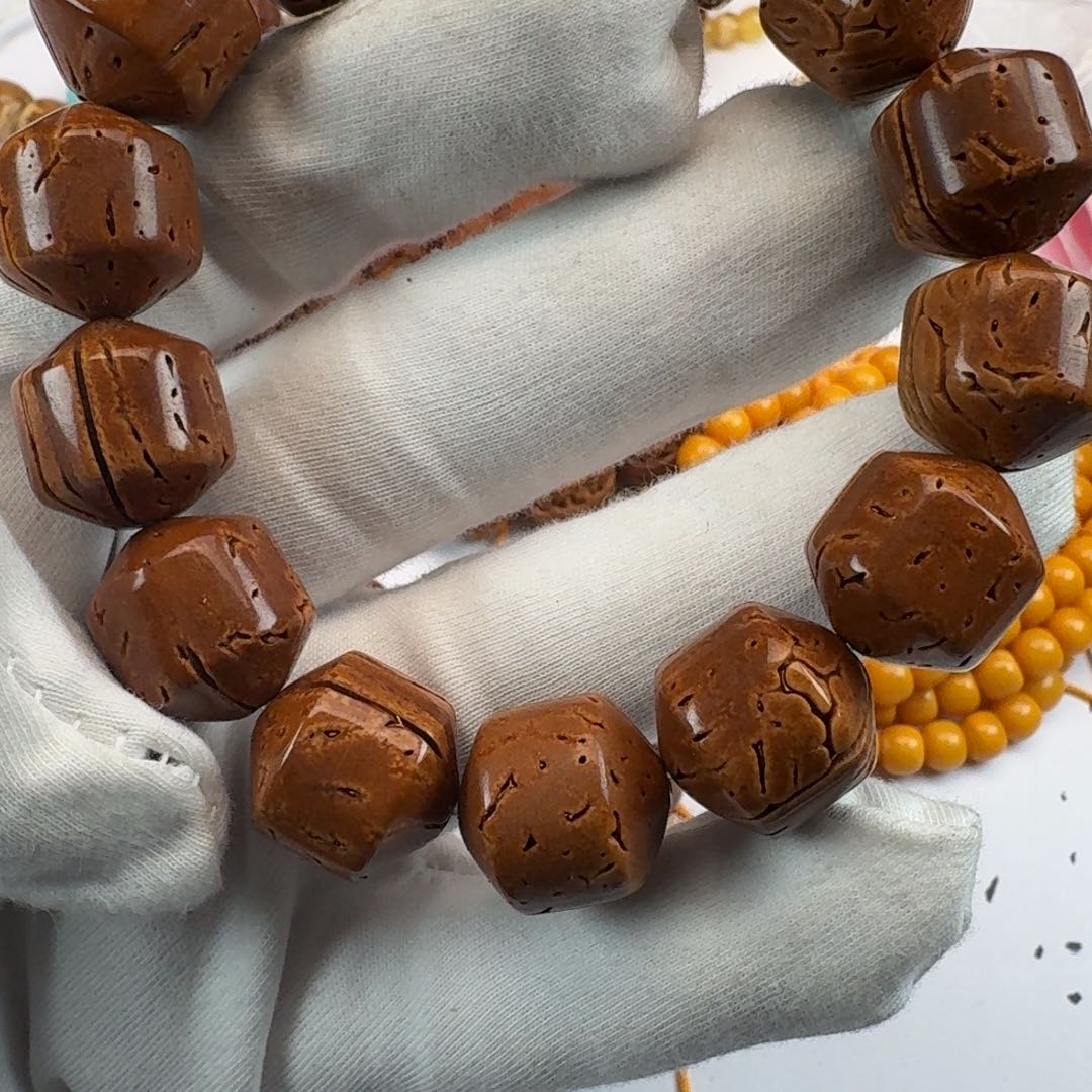 桃核吊坠哈哈哈哈