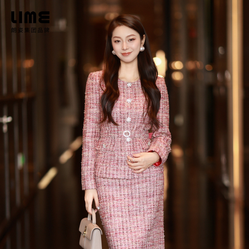 冬季千金风商场同款玫瑰花呢上衣胭脂红LDGD9BCCJ302