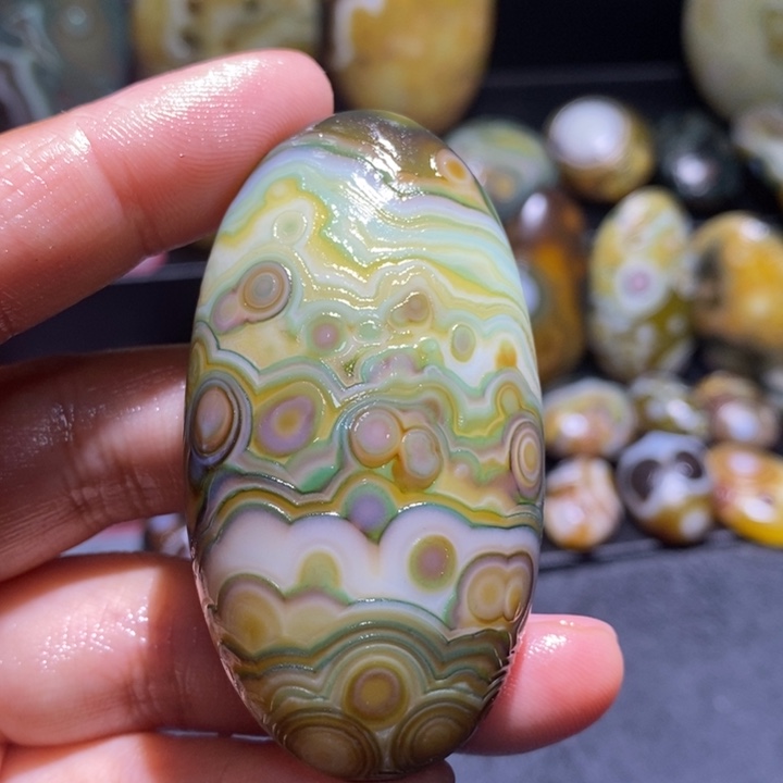 玛瑙/玉髓未镶嵌珠宝半成品22