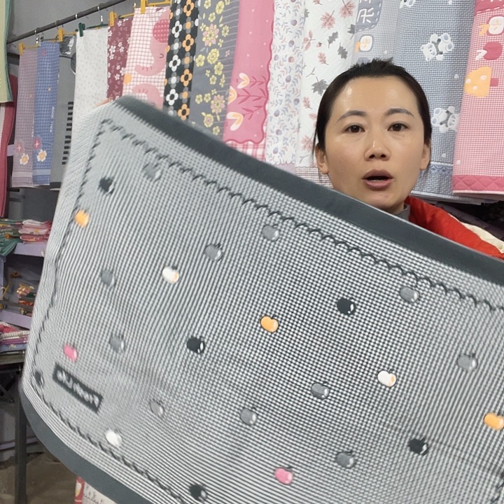 棉特价黑色小苹果
