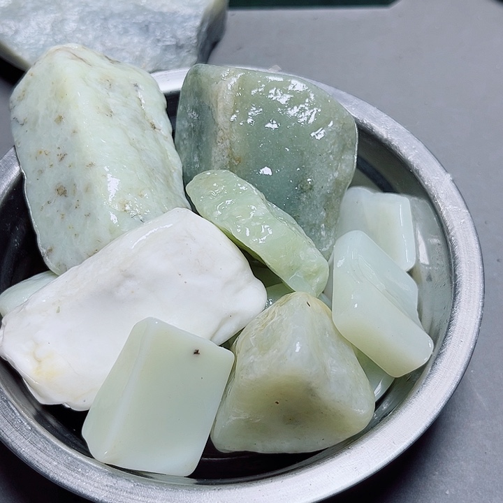 和田玉珠宝奇石未镶嵌