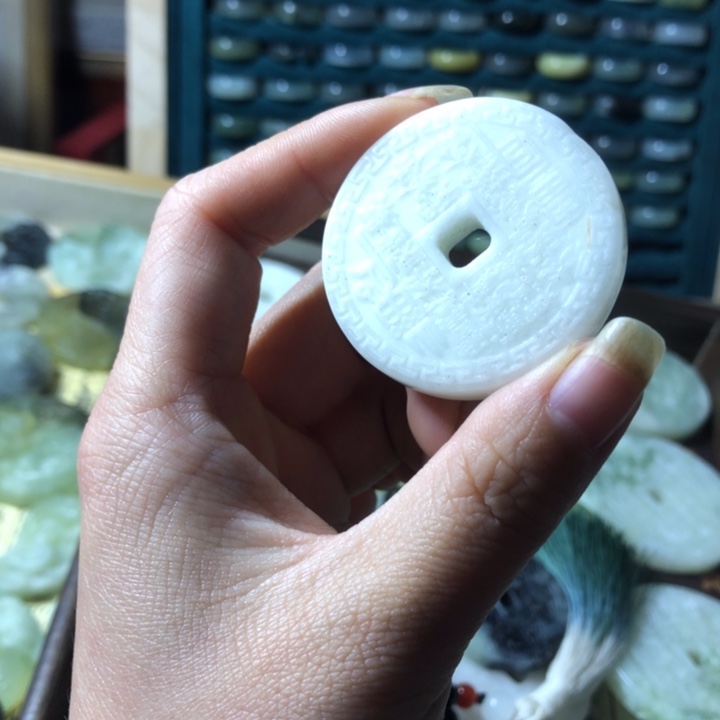 岫玉未镶嵌岫玉挂件