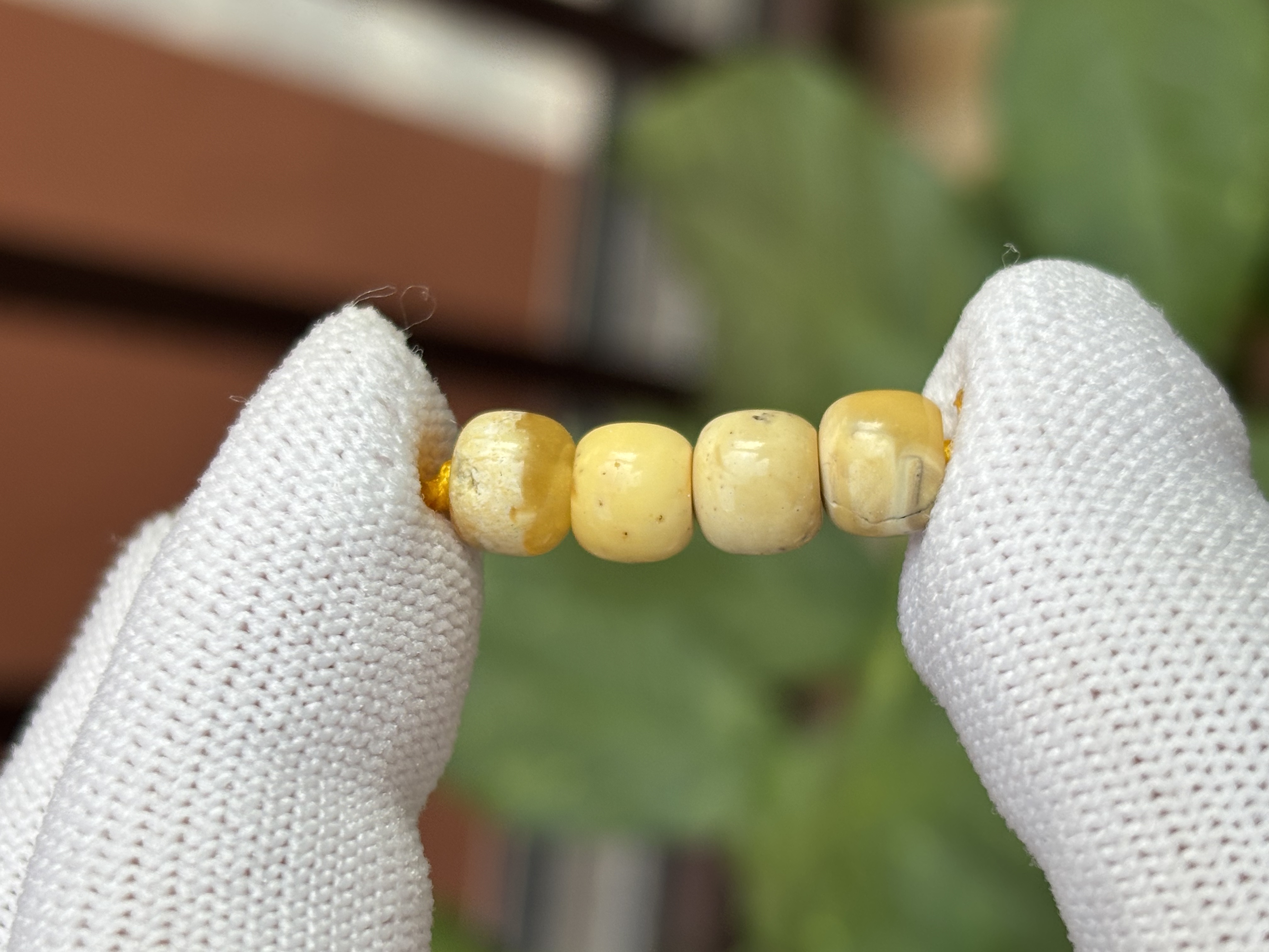 5377天然蜜蜡琥珀微瑕老型墩子7.2x5.4mm