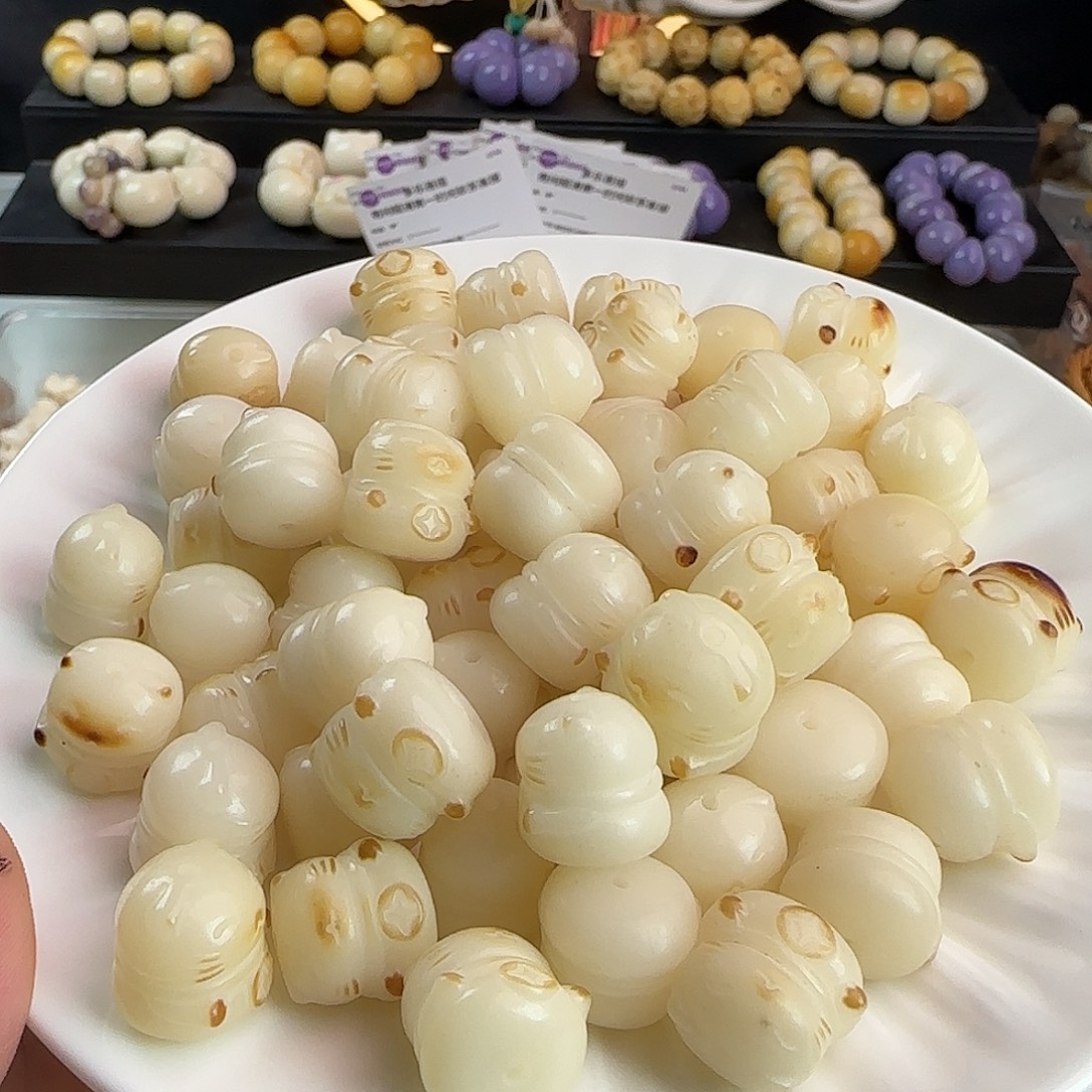 菩提根/象牙果吊坠瑕疵卡15-17炭烤招财猫20颗（2单宠10颗）