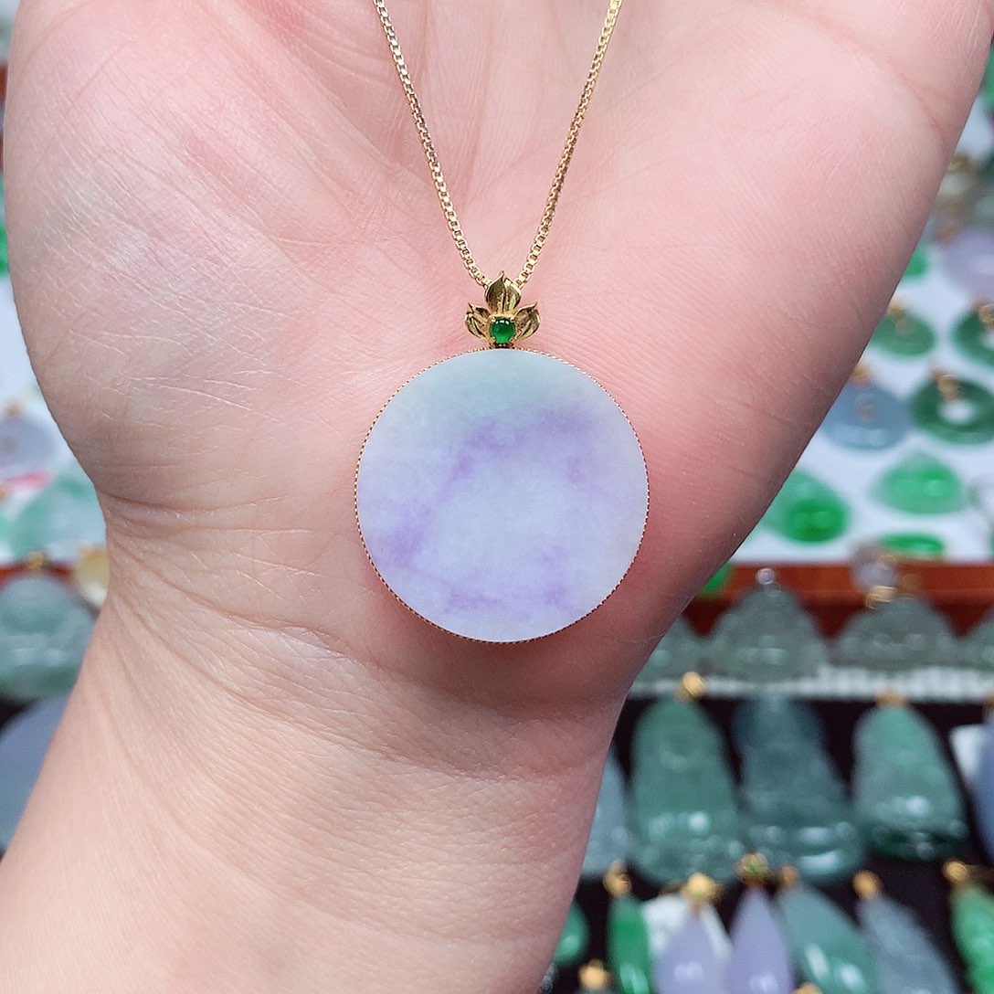 翡翠颈饰18K金镶嵌天然翡翠A货