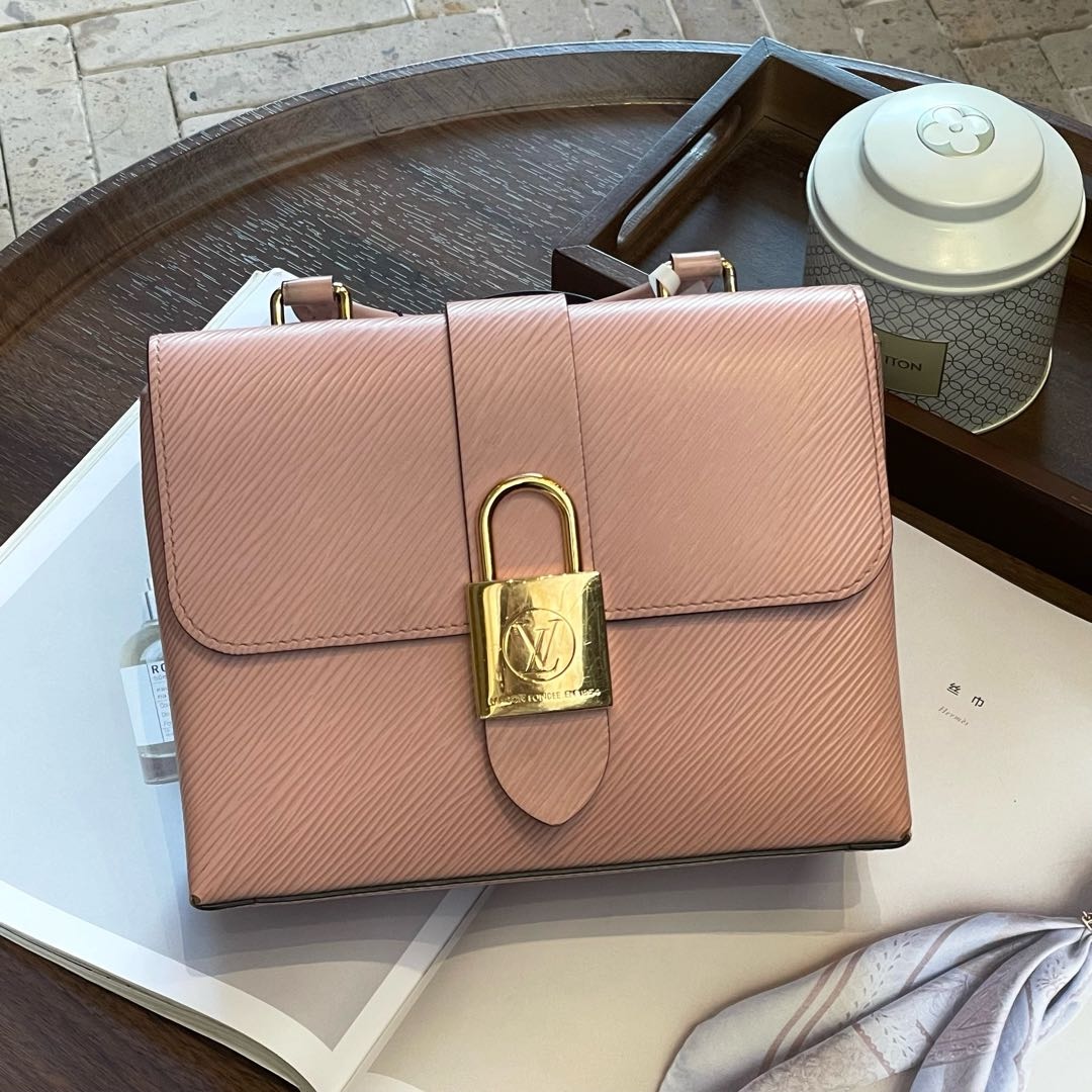 95新 LouisVuitton/路易威登 LOCKY 芭蕾粉水波纹BB98新 89468372
