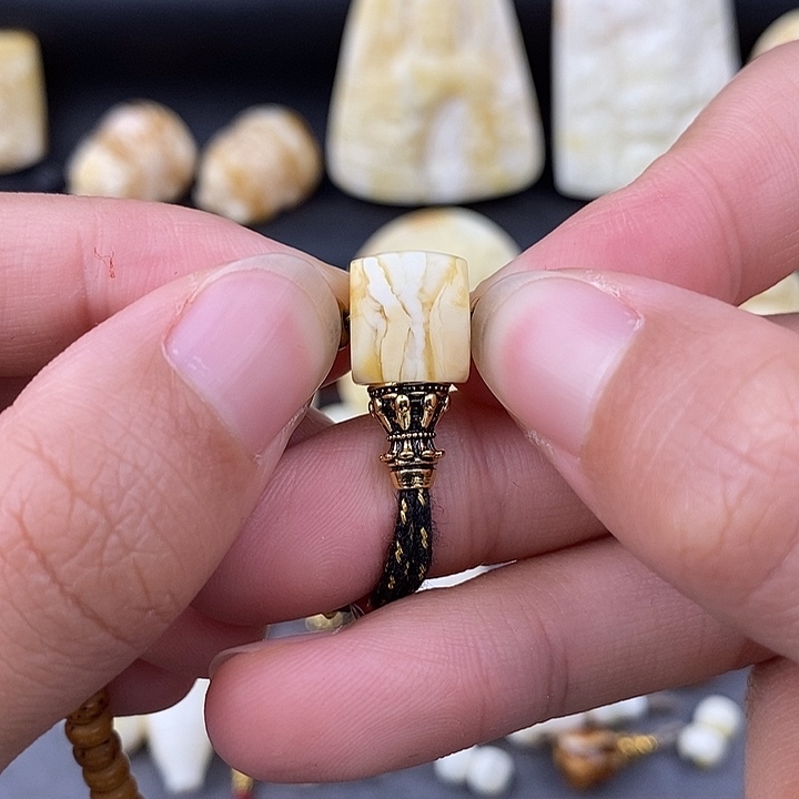 琥珀未镶嵌裸石10三通c991