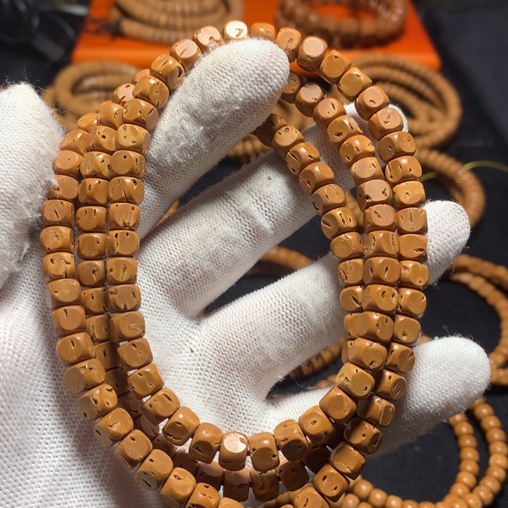 小***肥桃核手串桃核核壁脖挂小六方素串