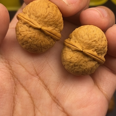 文玩核桃把件28尺鸽子蛋