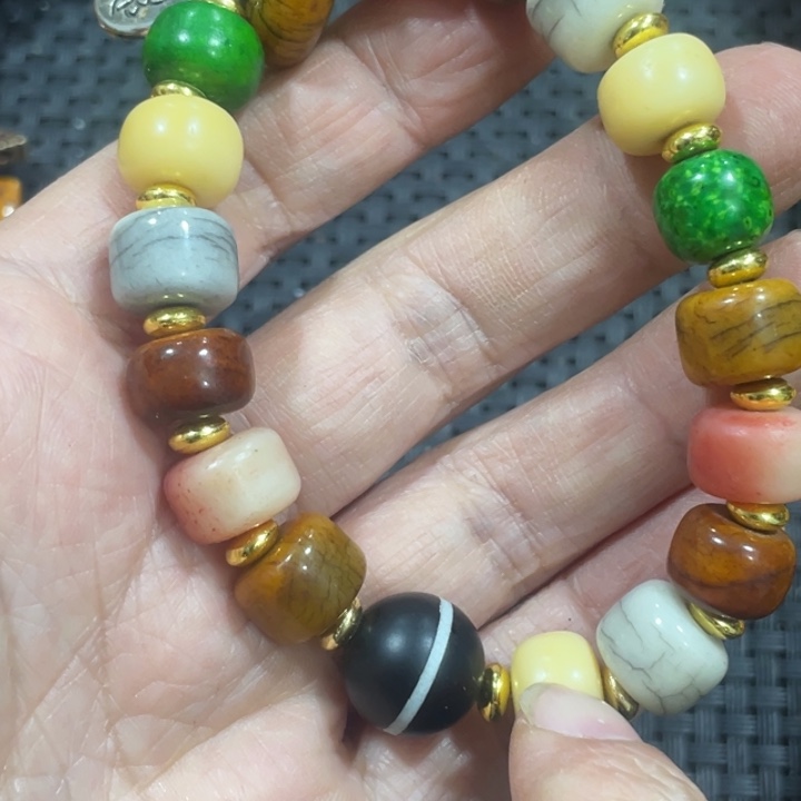 滴血莲花菩提吊坠