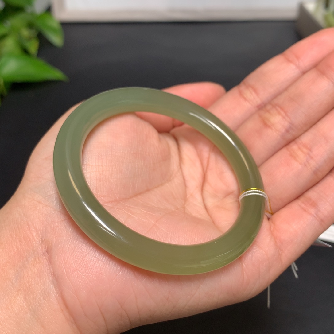 和田玉手镯未镶嵌53