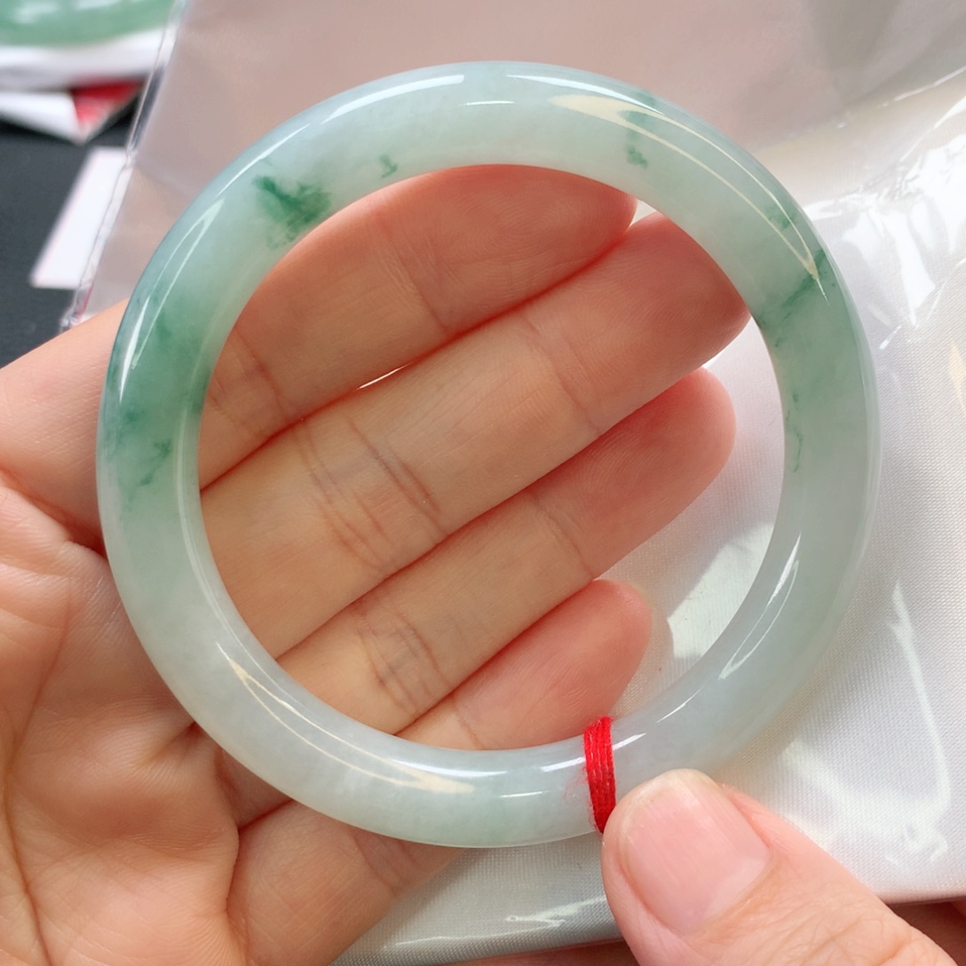 翡翠手镯未镶嵌56.5圆