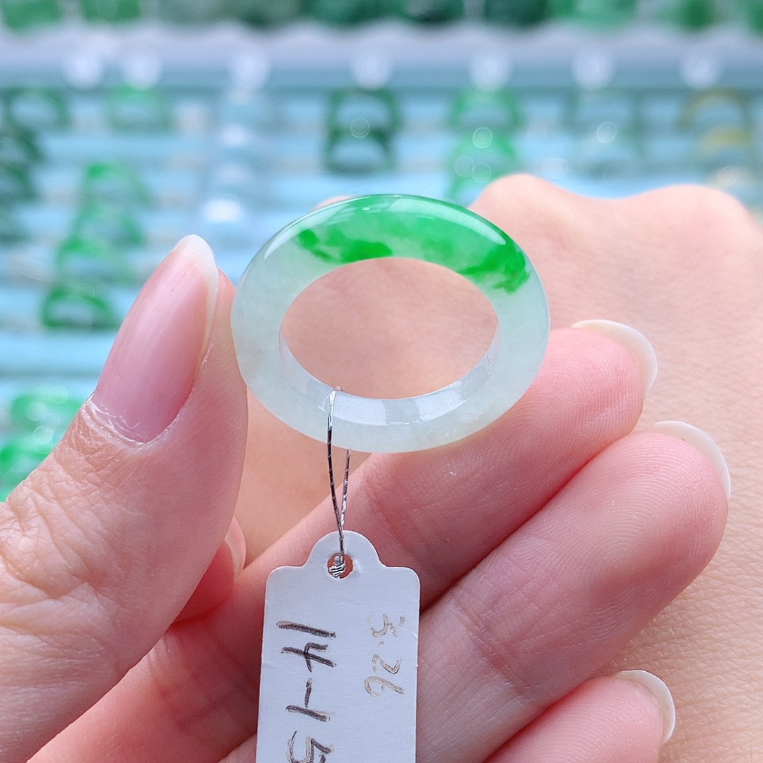 翡翠戒指未镶嵌社***哥缅甸翡翠A货