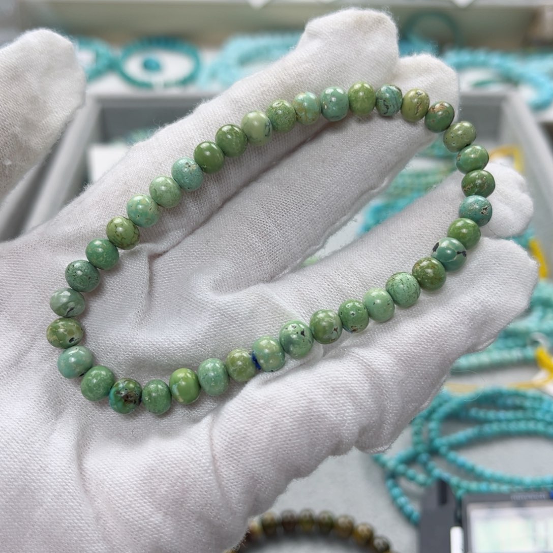 绿松石绿松石未镶嵌