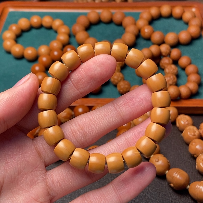 【闪购商品】橄榄核吊坠橄榄核