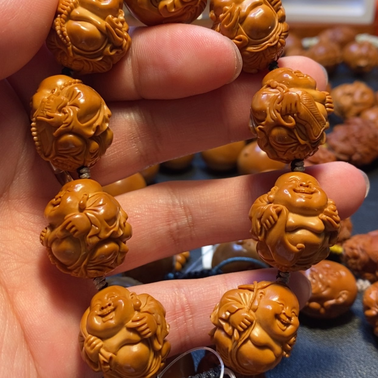 【闪购商品】橄榄核手串/手链苏工水晶核八宝弥勒