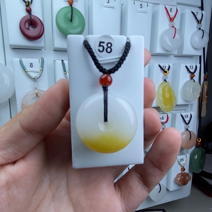 石英质玉未镶嵌颈饰用****8