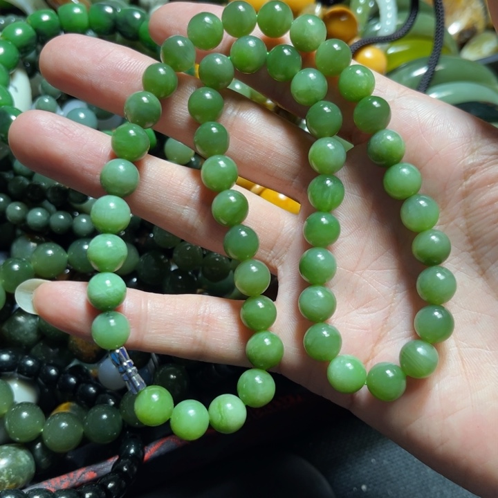 和田玉（碧玉）未镶嵌颈饰