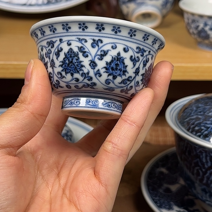 缠枝莲压手杯五云随安